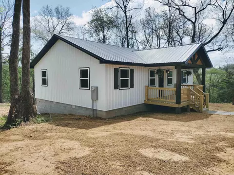 Exterior - 616 Roasting Ear Rd, Onia, AR 72663 photo 3 of 11