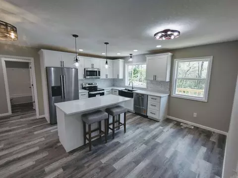 Kitchen - 616 Roasting Ear Rd, Onia, AR 72663 photo 1 of 2