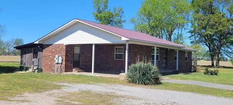 Exterior - 5299 Highway 33, Augusta, AR 72006 photo 3 of 12