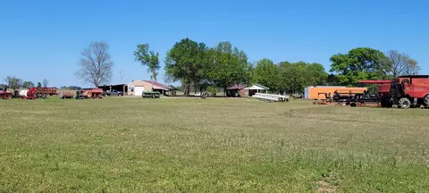 Exterior - 5299 Highway 33, Augusta, AR 72006 photo 11 of 12