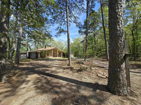 3416 Lake Clf, Higden, AR 72067