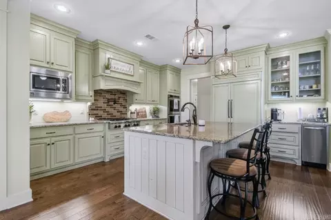 Kitchen - 169 Bald Eagle Dr, Paron, AR 72122 photo 2 of 3