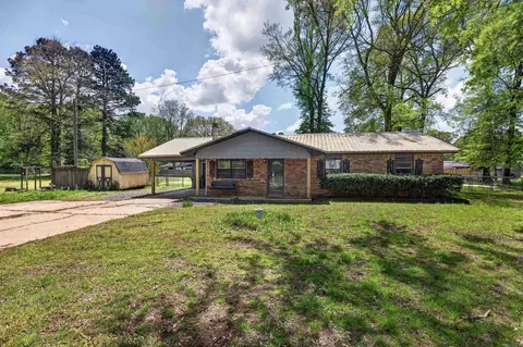 925 Joyce Dr, Benton, AR 72019