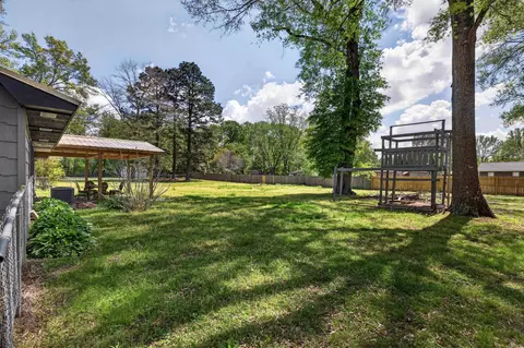 925 Joyce Dr, Benton, AR 72019 photo 4