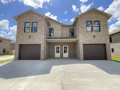 405 E 407 E Center St, Jacksonville, AR 72076