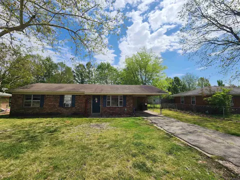 306 Pine St, Keiser, AR 72351