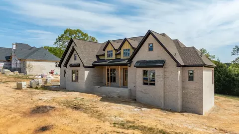 Exterior - 2 Bella View Dr, Greenbrier, AR 72058 photo 4 of 10