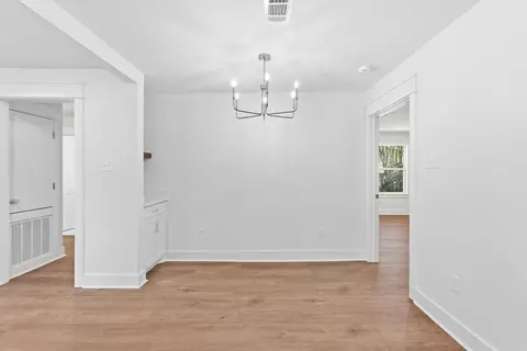 Dining - 1314 Mitchell St, Conway, AR 72034 photo 1 of 1