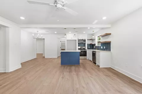 Living - 1314 Mitchell St, Conway, AR 72034 photo 3 of 4