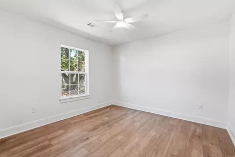 Bedroom - 1314 Mitchell St, Conway, AR 72034 photo 3 of 4