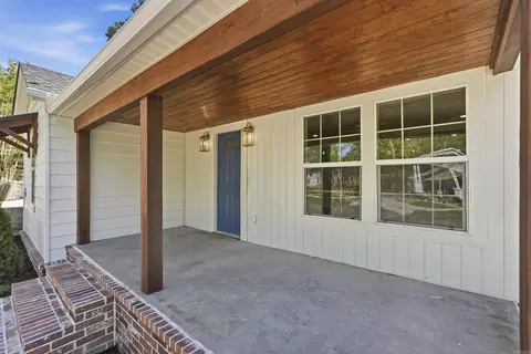 Exterior - 1314 Mitchell St, Conway, AR 72034 photo 4 of 5