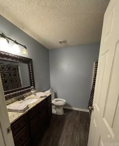 Bath - 13203 Old River Dr, Scott, AR 72142 photo 4 of 4