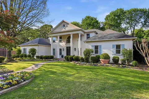 302 Hickory Creek Ct, Little Rock, AR 72212