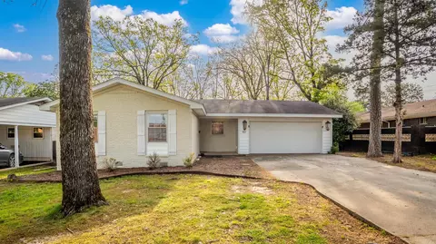 901 N Mckinley St, Little Rock, AR 72207