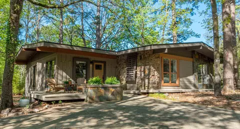 1 Onda Ln, Hot Springs Village, AR 71909