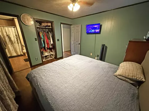 Bedroom - 142 Apartment Dr, Melbourne, AR 72556 photo 2 of 4