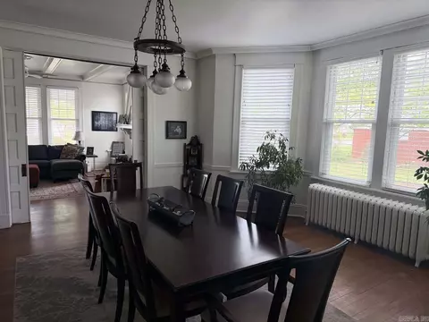 Dining - 813 Hamilton Ave E, Wynne, AR 72396 photo 2 of 2