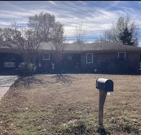 9 Brookwood, Searcy, AR 72143