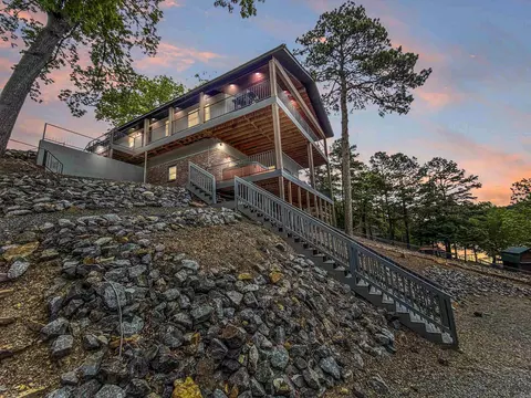 271 Warpath Dr, Hot Springs, AR 71913