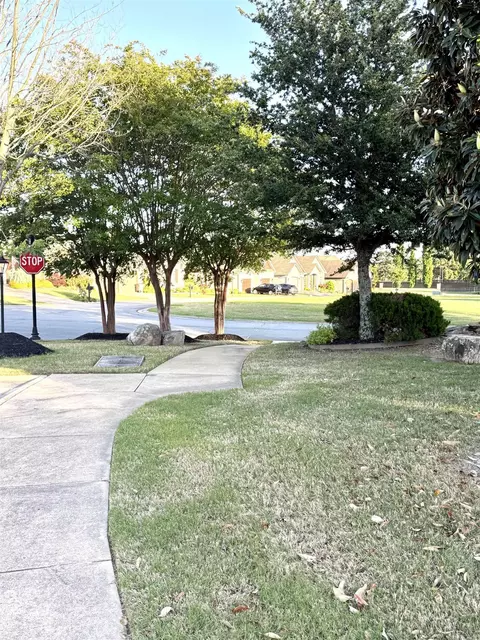 Exterior - 922 Sinclair Ct, Searcy, AR 72143 photo 8 of 9