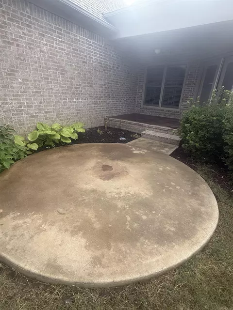 Exterior - 922 Sinclair Ct, Searcy, AR 72143 photo 6 of 9