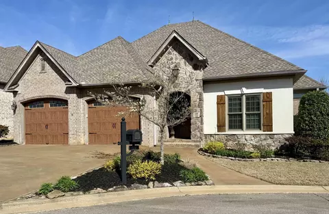 922 Sinclair Ct, Searcy, AR 72143