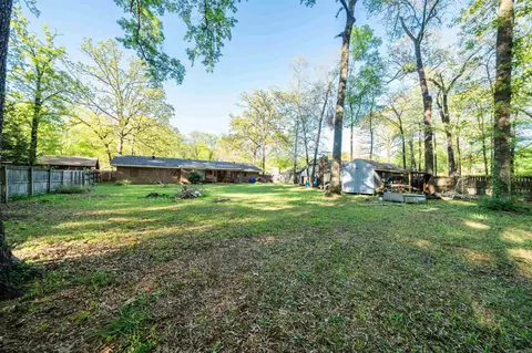 Exterior - 27 White Oak Dr, Conway, AR 72034 photo 6 of 10