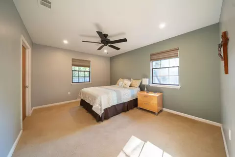 Bedroom - 27 White Oak Dr, Conway, AR 72034 photo 5 of 6