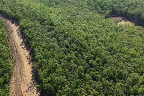 25 7 Lakes Ranch Blvd, Conway, AR 72023