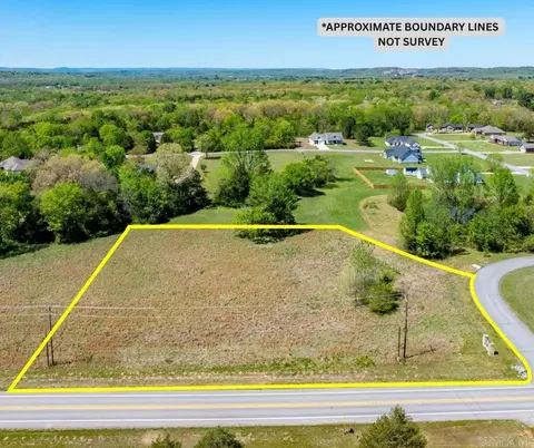 000 Trinity Grove Ln, Batesville, AR 72501