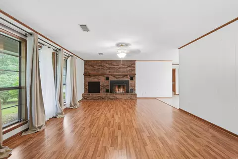 Living - 200 Higden Rd, Higden, AR 72067 photo 1 of 3