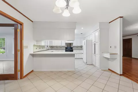 Kitchen - 200 Higden Rd, Higden, AR 72067 photo 2 of 7