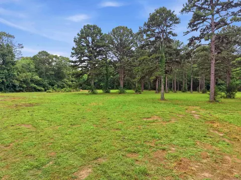 Exterior - 200 Higden Rd, Higden, AR 72067 photo 9 of 12