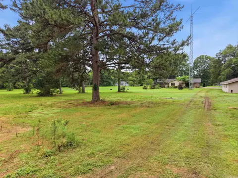 Exterior - 200 Higden Rd, Higden, AR 72067 photo 8 of 12