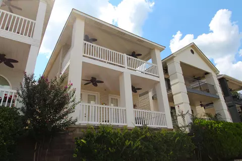 108 Eagle View Ct, Hot Springs, AR 71913