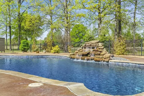 26 Turnberry Dr, Cabot, AR 72023