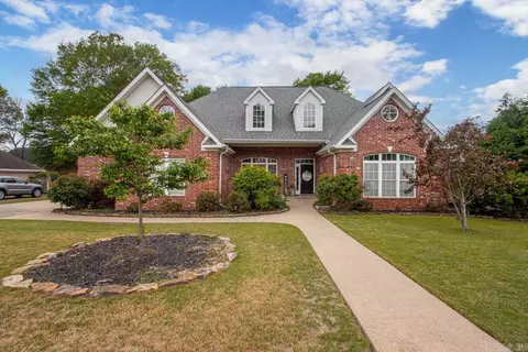 6115 Wall St, Benton, AR 72015