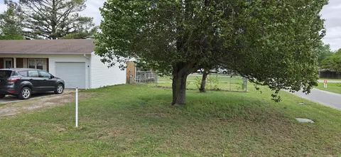 Exterior - 1010 10th, Corning, AR 72422 photo 2 of 2