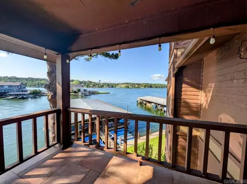 152 Mimosa Pt, Hot Springs, AR 71913
