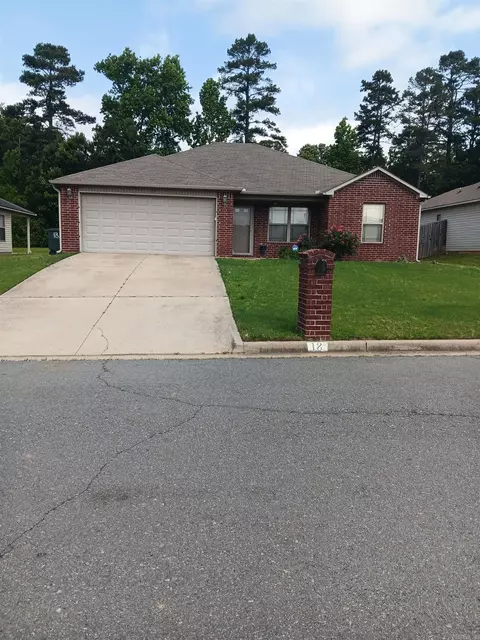 18 Bracey Cir, Little Rock, AR 72204