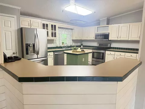 Kitchen - 10455 Hogue Rd, Mabelvale, AR 72103 photo 3 of 3