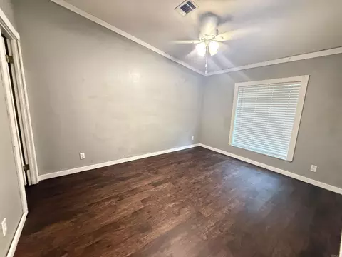 Bedroom - 10455 Hogue Rd, Mabelvale, AR 72103 photo 2 of 9