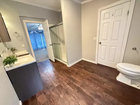 Bath - 10455 Hogue Rd, Mabelvale, AR 72103 photo 3 of 4