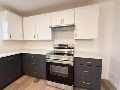 Kitchen - 304 N Pecan St, Beebe, AR 72012 photo 3 of 4