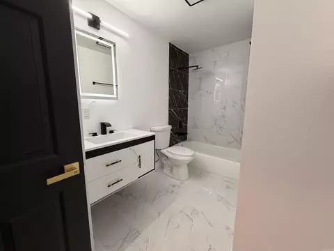 Bath - 304 N Pecan St, Beebe, AR 72012 photo 1 of 8