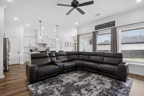 Other - 1408 Woolridge Dr, Benton, AR 72019 photo 2 of 8