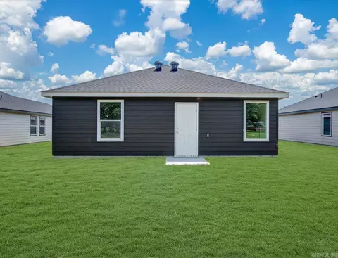 Exterior - 380 Moonlight Graham Blvd, Ward, AR 72176 photo 3 of 3