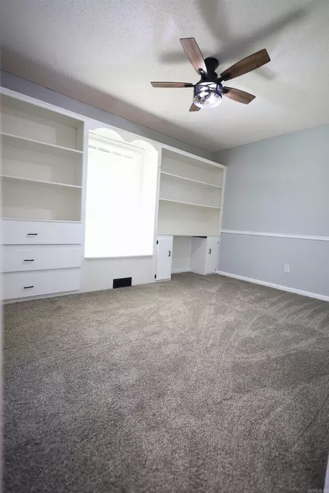 Bedroom - 612 Circle Dr, Trumann, AR 72472 photo 6 of 6