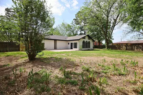 Exterior - 612 Circle Dr, Trumann, AR 72472 photo 8 of 12