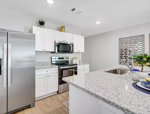 Kitchen - 400 Moonlight Graham Blvd, Ward, AR 72176 photo 2 of 4